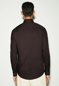 Next BUTTON DOWN OXFORD FIT - REGULAR FIT - Hemd - chocolate brown