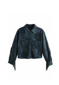 Dunkelgrüne Wildlederjacke mit Kragen, Vordertaschen und Fransenverzierungen an den Ärmeln. Verfügt über einen Knopfverschluss und ein cropped Design.