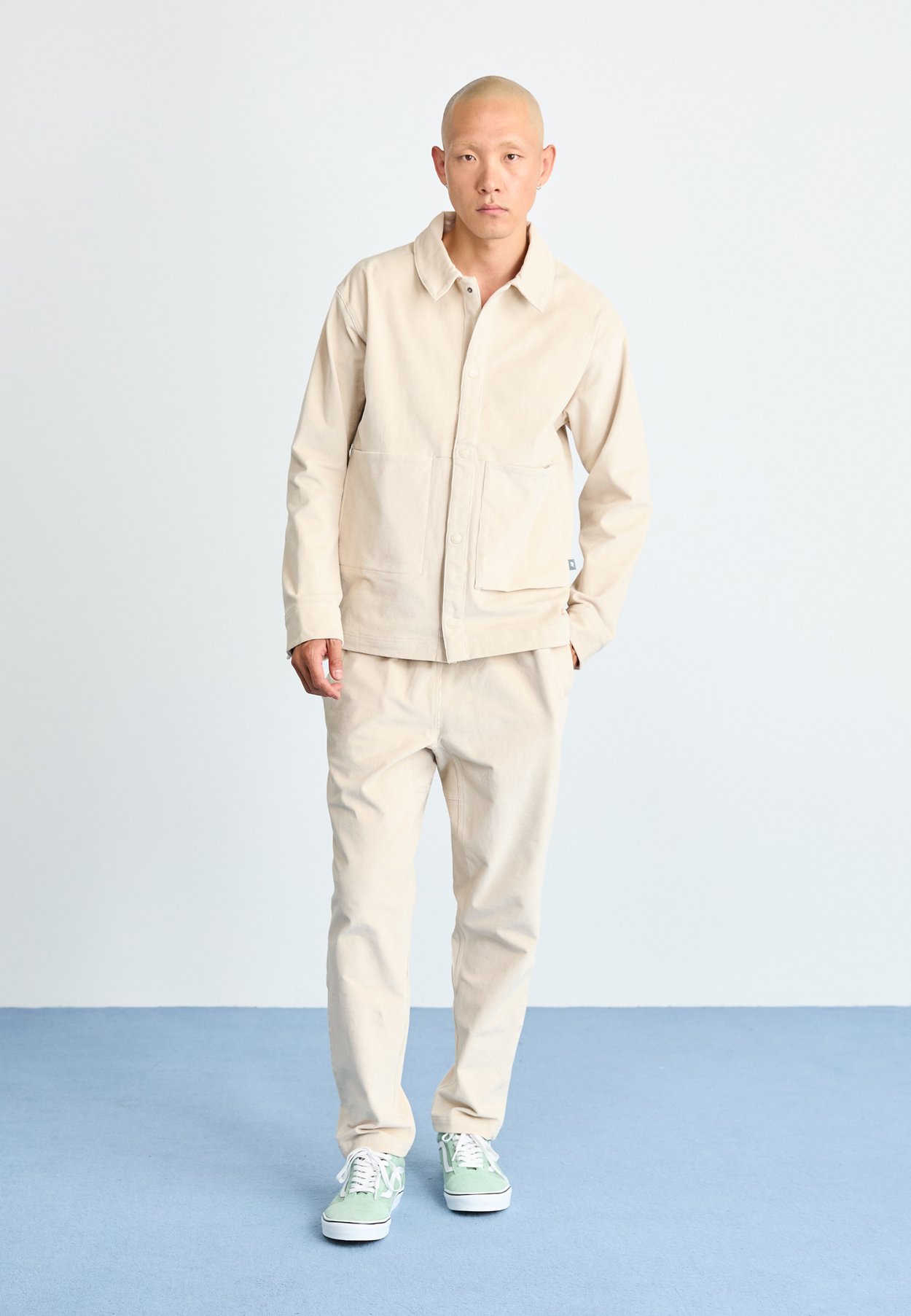 OVERSHIRT
