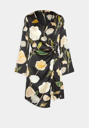 Vero Moda Tall VMRENEE NOA SHORTS DRESS - Day dress - black/renee