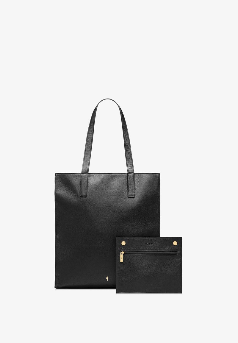 Czarna skórzana torba tote z dwiema długimi rączkami, o eleganckim designie. Zawiera odpinaną małą kieszonkę z zamkiem błyskawicznym i złotymi akcentami.
