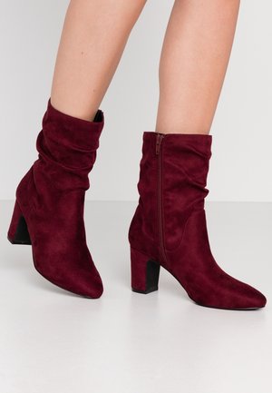 Bullboxer Lage laarzen - red