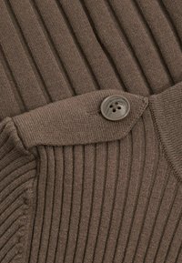 Reiss VIENNE HIGH-NECK  - Strickpullover - mink