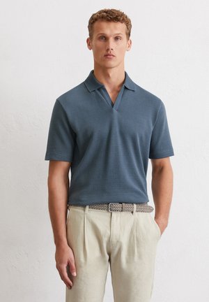 DFC REGULAR MIT FEINER STRUKTUR - Polo shirt - storm
