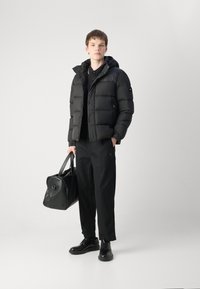 Tommy Hilfiger MIX JACKET - Piumino - black