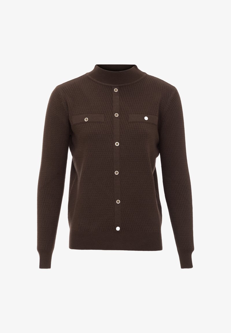 Brauner Strickcardigan mit rundem Kragen, vorderem Knopfverschluss, zwei Brusttaschen und Beschlägen in Silberfarbe. Durchgehend strukturiert.