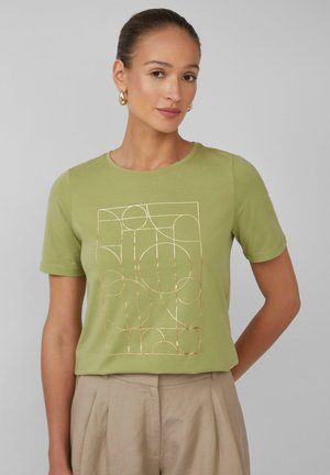 s.Oliver BLACK LABEL MIT FRONT - Print T-shirt - olivgrün