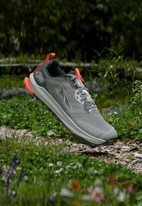 Επιλέχθηκε, gray/orange