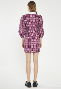 Glamorous COLLARED MINI - Abito a camicia - magenta flower brocade
