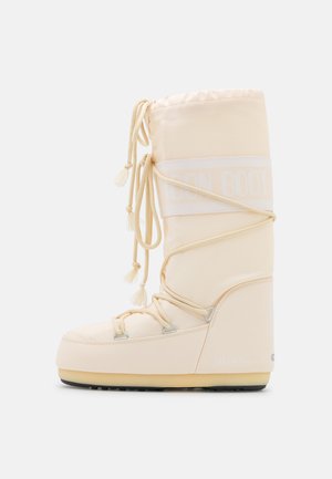 Winter boots - cream