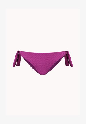 Bas de bikini texturé violet avec liens latéraux, présentant un motif chevron et des bretelles réglables.