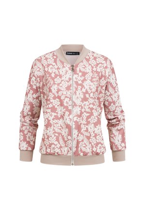 Roze bomberjack met wit bloemmotief, beige kraag, manchetten en tailleband, en een ritssluiting aan de voorkant.