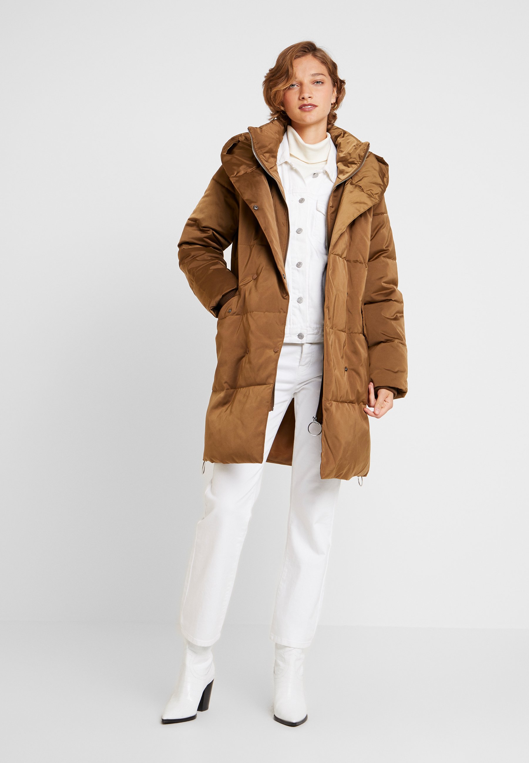 Karen by Simonsen KIRA JACKET Vinterkåpe frakk gold Karen by Simonsen KIRA JACKET Vinterkåpe frakk gold