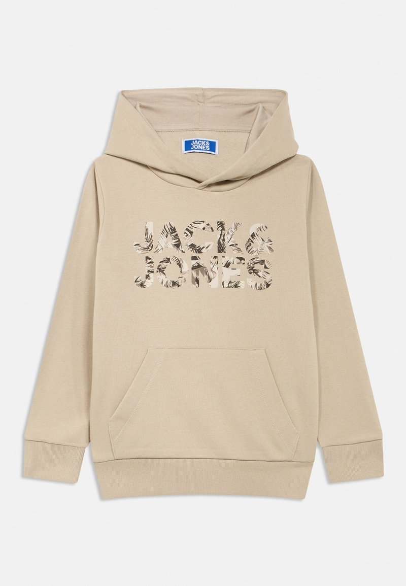 Sudadera con capucha beige con bolsillo tipo canguro en el frente, puños acanalados y capucha. Texto "JACK & JONES" con patrón de camuflaje en la parte delantera.