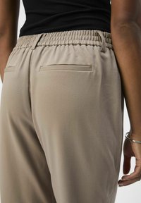Object OBJLISA SLIM PANT - Trousers - desert taupe