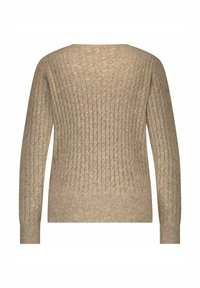 Beige gebreide trui met een gestructureerd ribpatroon, lange mouwen en een brede ronde hals. Kenmerkt zich door een relaxte pasvorm en een zachte afwerking.