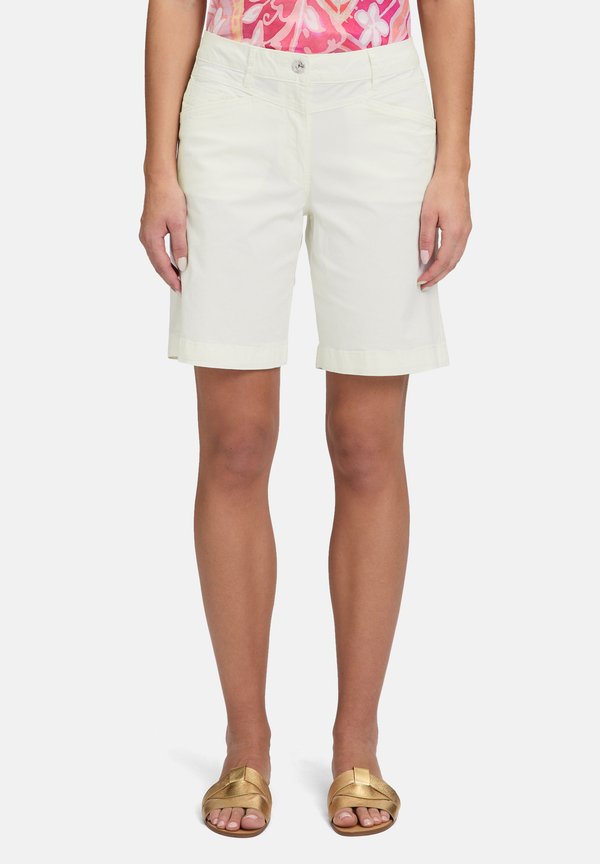 SOMMER MIT EINGRIFFTASCHEN - Shorts - rohweiß