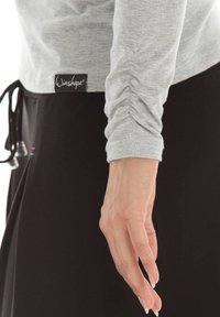 Winshape LONGSLEEVE WS1 - Ilgarankovis viršutinės dalies drabužis - grey melange