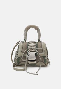 Unselected, olive