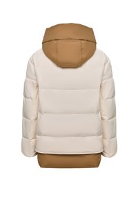 Puffjakke med en beige krop og en brun hætte. Vatteret tekstur med en strammet kant. Glat overflade med tonede syninger.