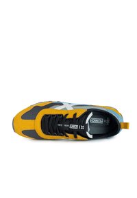 MUNICH UM FW23 - Zapatillas de entrenamiento - gris