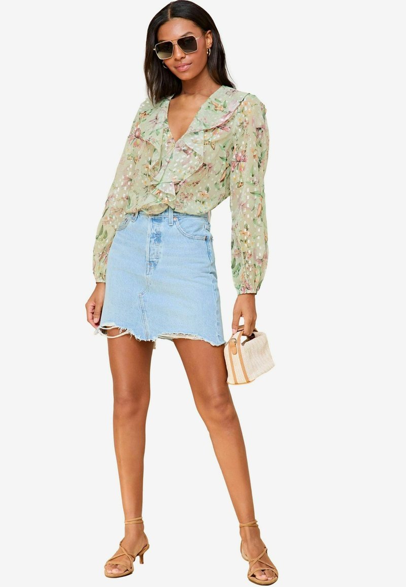 Lipsy RUFFLE  - REGULAR FIT - Bluse - green