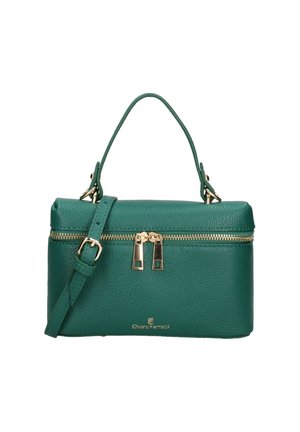 Borsa in pelle verde testurizzata con dettagli in oro sulla zip, manici doppi, tracolla removibile, forma rettangolare e logo sul fronte.