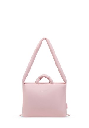 Sac à épaule rectangulaire rose pâle avec bandoulière longue rembourrée et poignée, design minimaliste, logo Kapten & Son centré sur le devant.