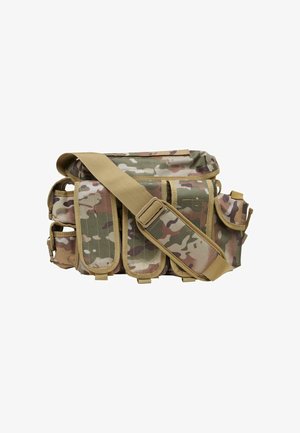 Brandit GRAB - Rankinė per petį - tactical camo