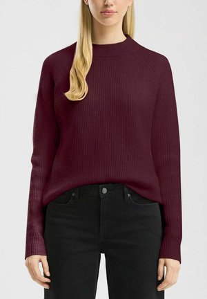 - Sweter