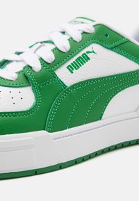 Puma PRO CLASSIC  - Joggesko - white/archive green
