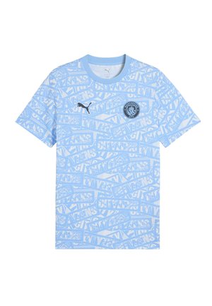 Hemelsblauw T-shirt met korte mouwen, voorzien van een herhaald tekstpatroon met "CITYZENS" en een ronde Manchester City-embleem op de borst.