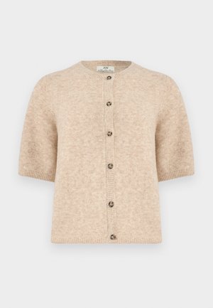 Beige korte mouwen vest met ronde hals en zes gemarmerde knopen aan de voorkant, gemaakt van zachte gebreide stof.