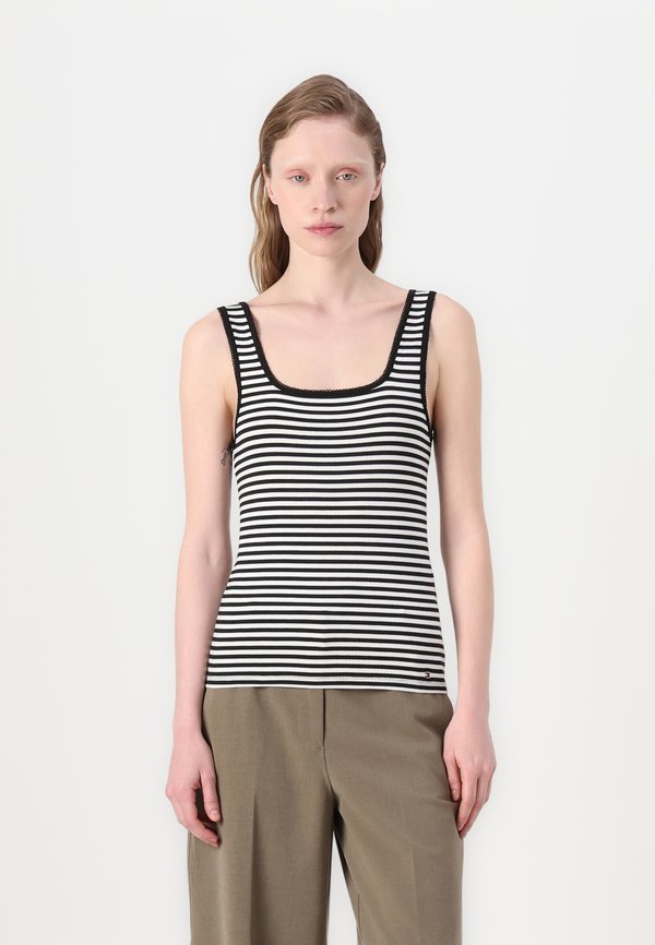 SLIM SQUARE TANK - Top