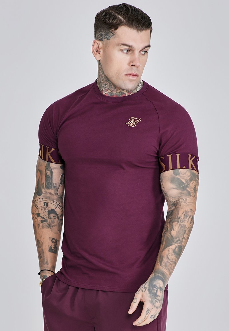 SIKSILK - T-shirt z nadrukiem