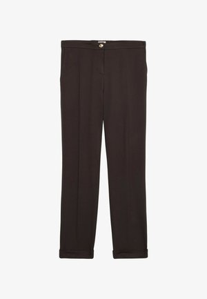 Pantalons noirs fuselés avec une texture de tissu lisse, dotés d'une fermeture à bouton et de ourlets roulés. Deux poches latérales sont visibles.