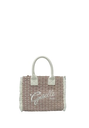 Borsa tote beige intrecciata con manici bianchi, frange laterali e "Gaelle Paris" ricamato sul davanti in scrittura bianca.