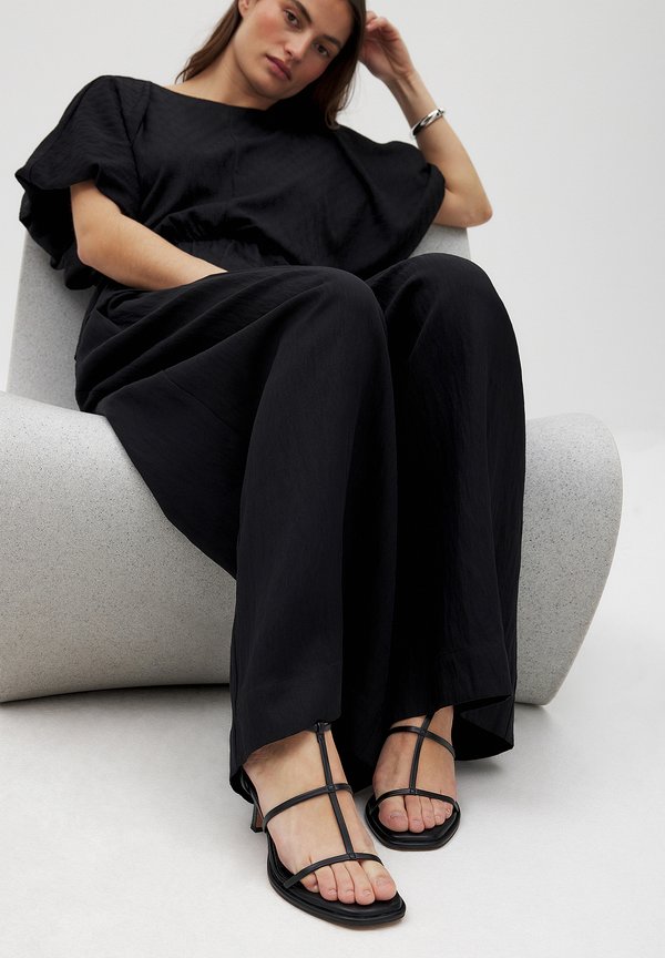 STRAPPY - Riemensandalette