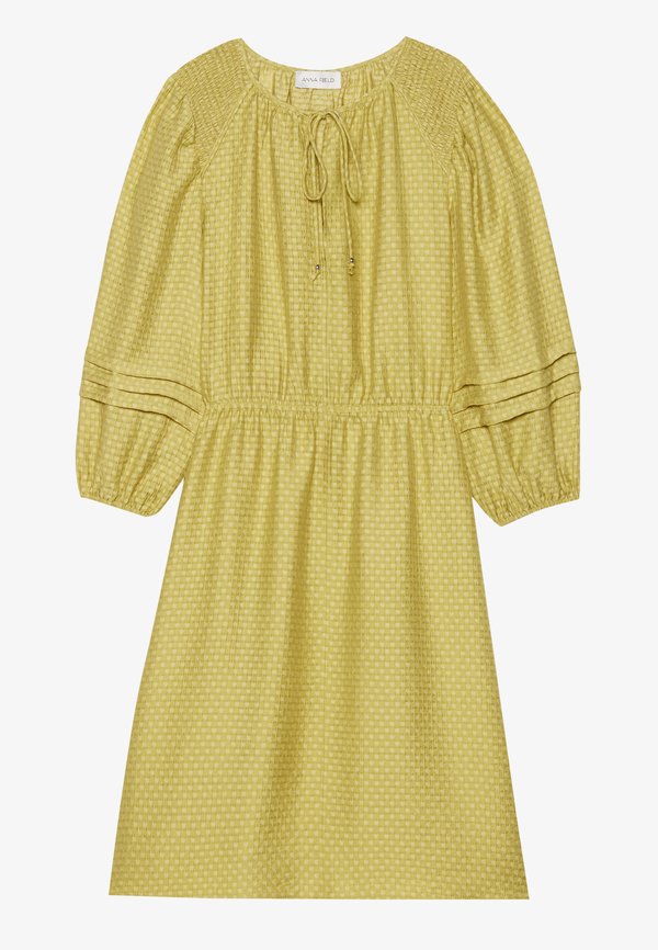 Day dress - dark lime4