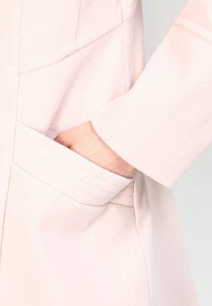 Klasický kabát - light pink