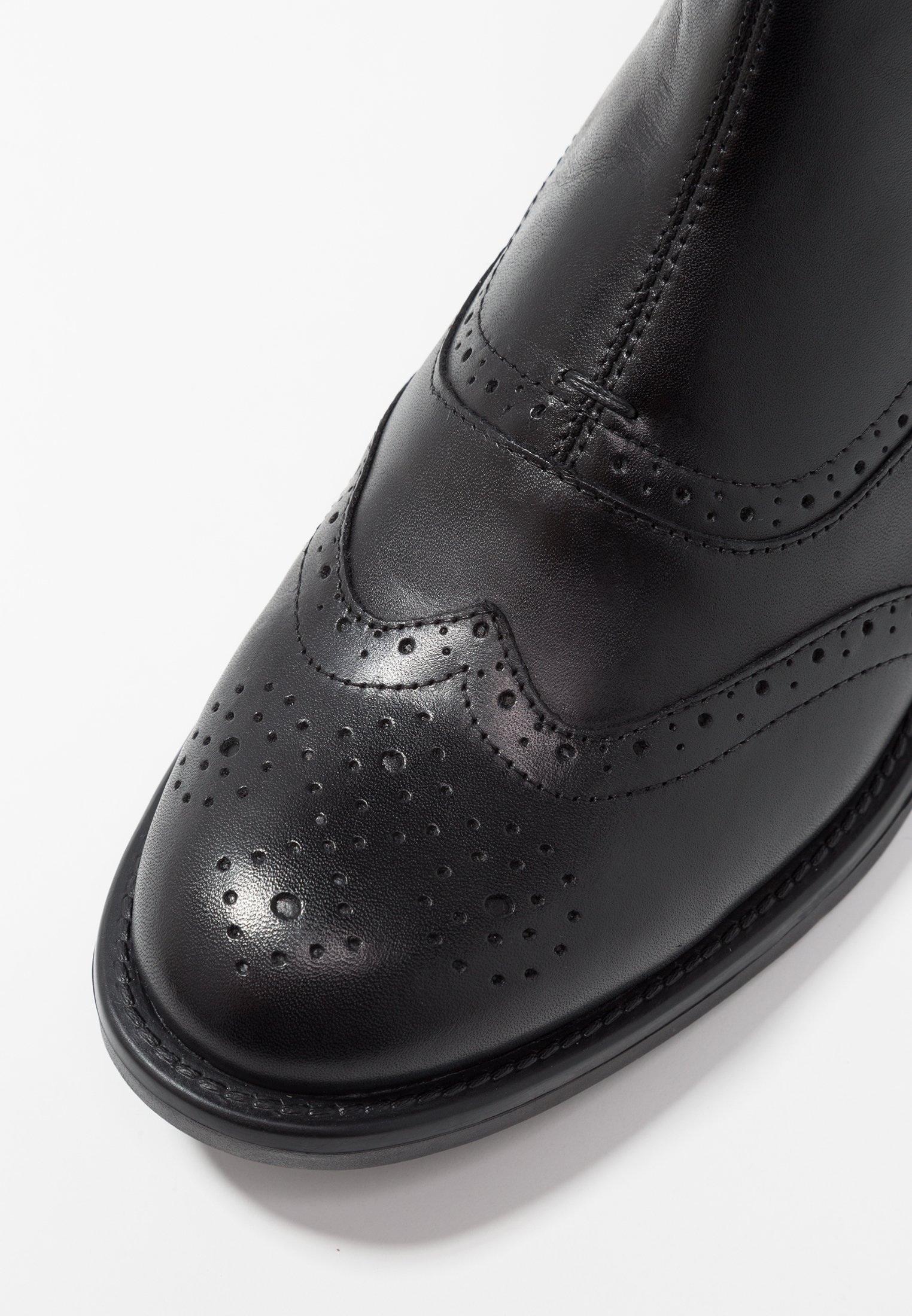 zalando vagabond amina