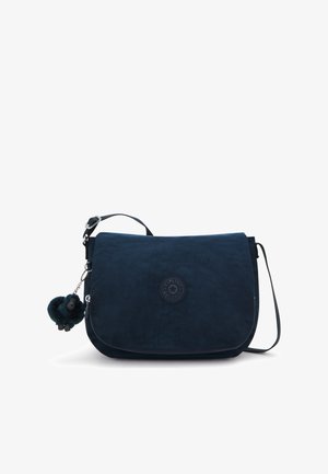 Borsa a tracolla blu navy realizzata in tessuto morbido e testurizzato. Caratterizzata da una chiusura a pattina, un logo prominente e un ciondolo peloso attaccato.