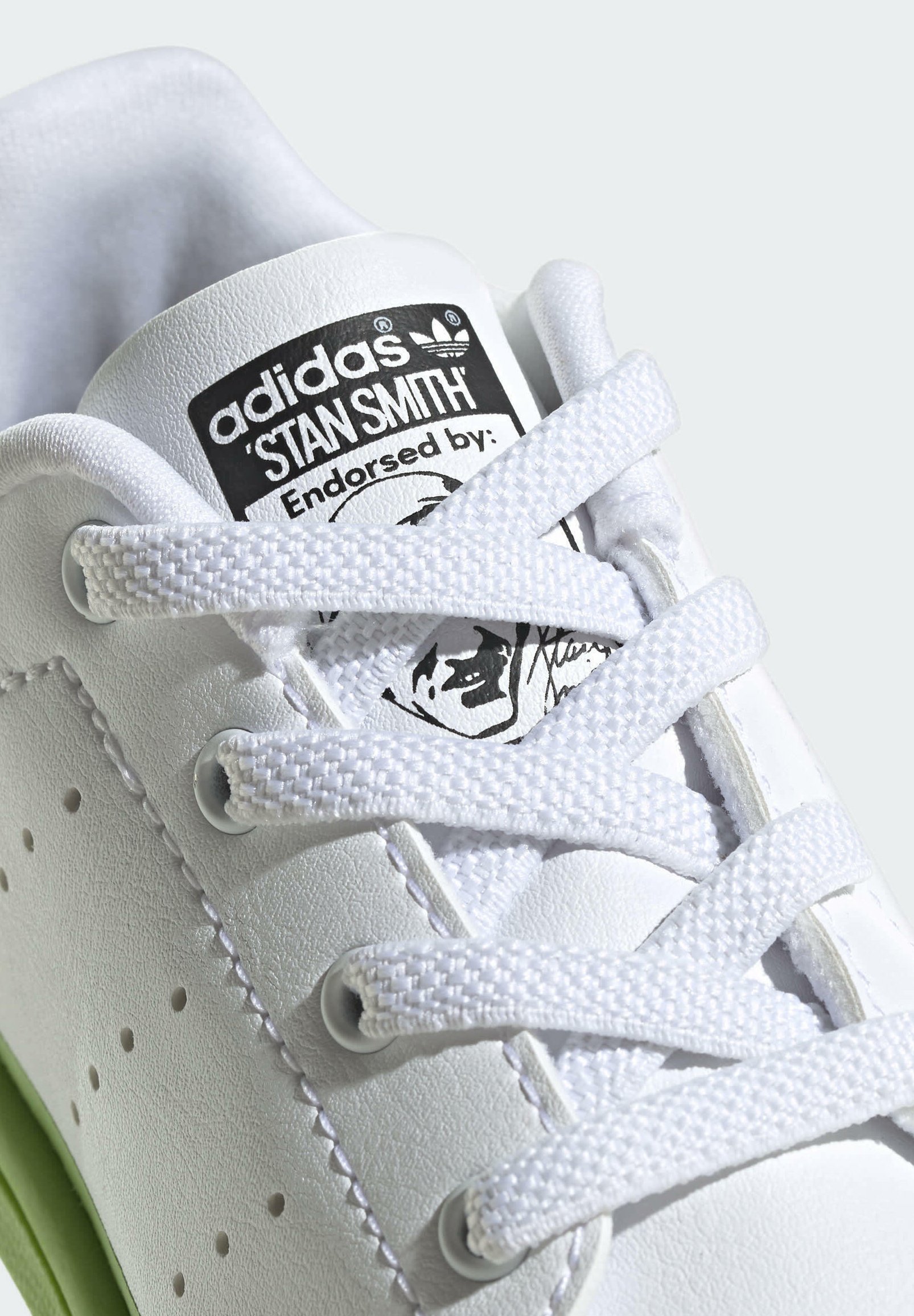 stan smith bleu scratch