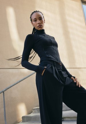 lululemon DEFINE CROPPED NULU™ - Tréningová bunda - black