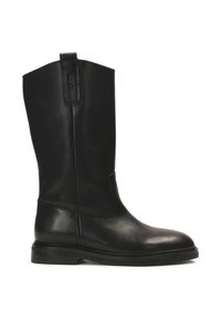 Stivale nero in pelle altezza ginocchio con una texture liscia, punta rotonda e un passante. Il design presenta cuciture minime e una suola spessa.
