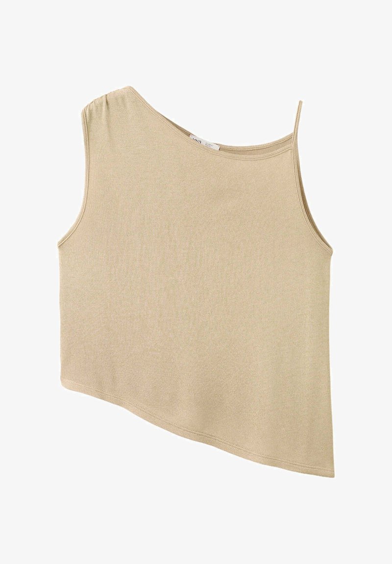 Top beige asymétrique sans manches avec une fine bretelle sur l'épaule droite et une couverture plus large sur le côté gauche.