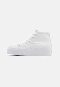 Izbrano, footwear white