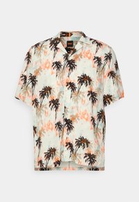 Camicia a maniche corte con bottoni di colore turchese chiaro, decorata con una stampa di palme in nero, arancione e grigio. Realizzata in tessuto leggero.
