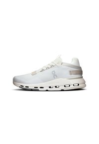 On CLOUDNOVA 2 - Sneakers laag - ice   sand