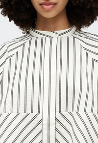 DAY Birger et Mikkelsen SPRINGER DELICATE STRIPES - Bluse - pistachio